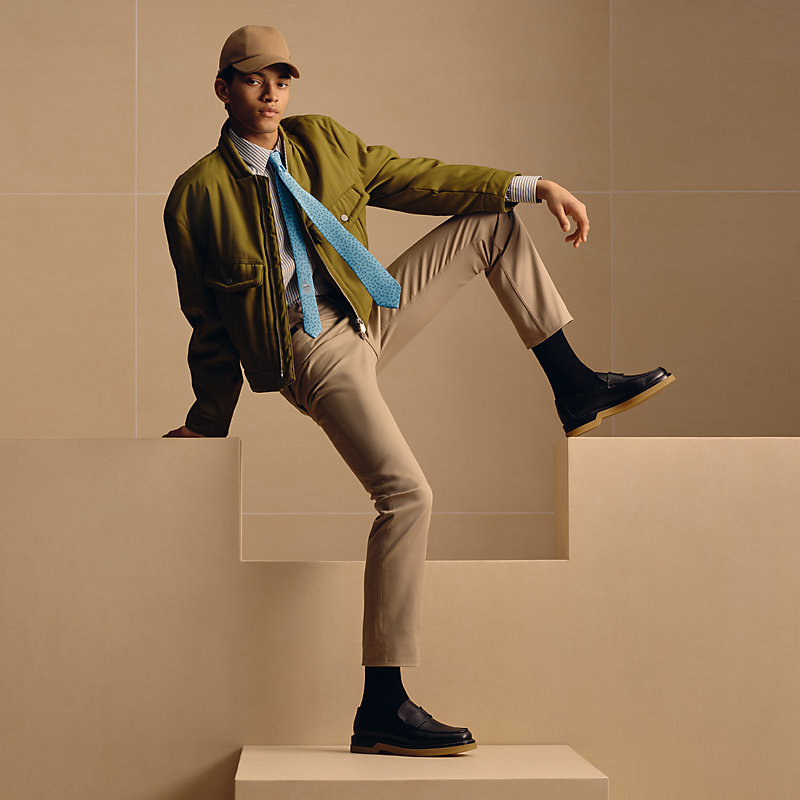 エルメス　ネクタイ　タイ　シルクツイルタイ 7 cm 《モール・ダンス》新品 シルクツイルタイ 7 cm 《ピエス・メ》 - ブルー | Hermès - エルメス